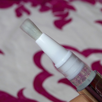 Whitening pen by Gerard Cosmetics